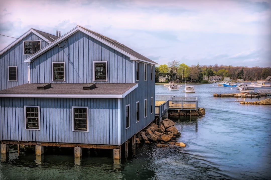 Cohasset Cove