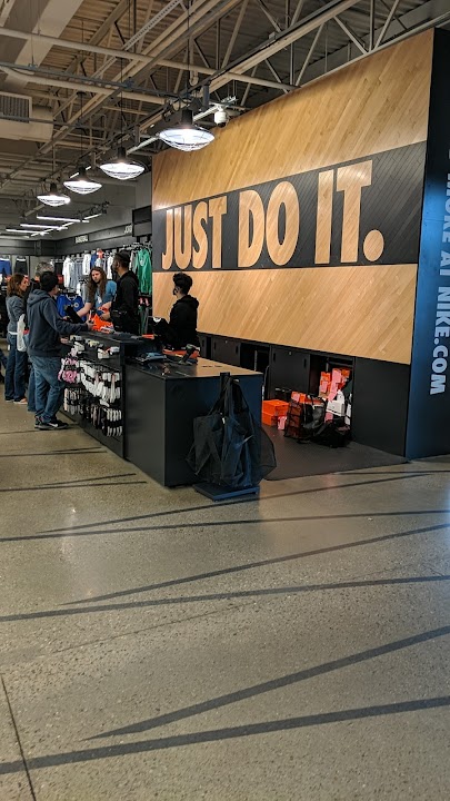 Nike Factory Store - Wrentham