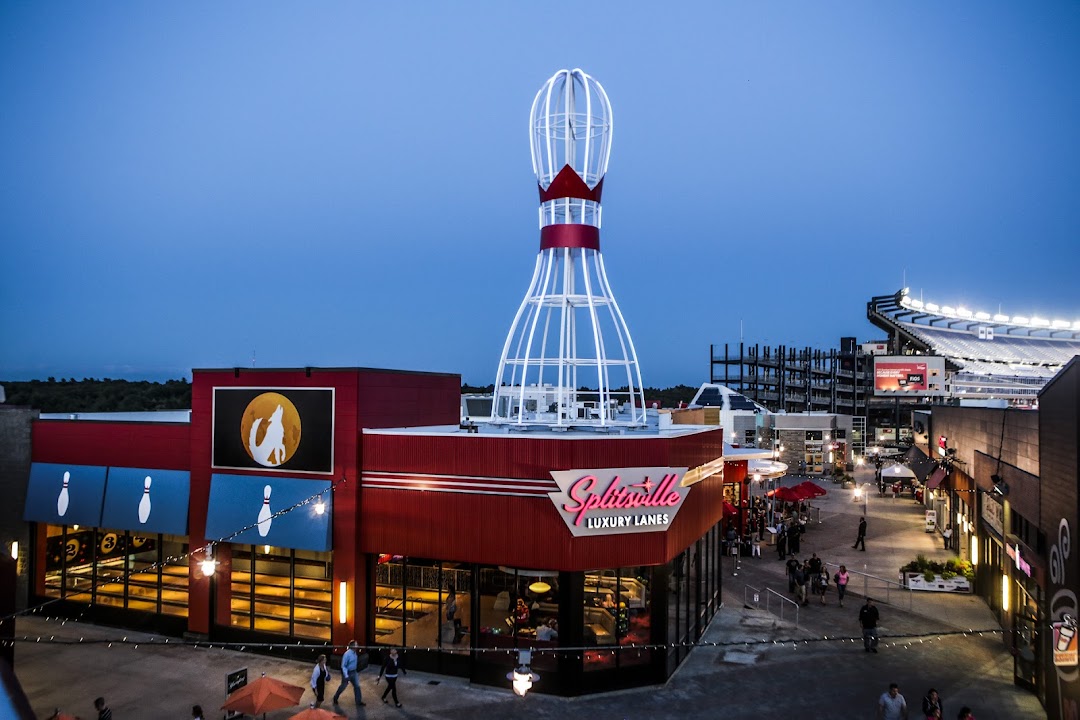 Howl Splitsville Golf Suites Foxborough
