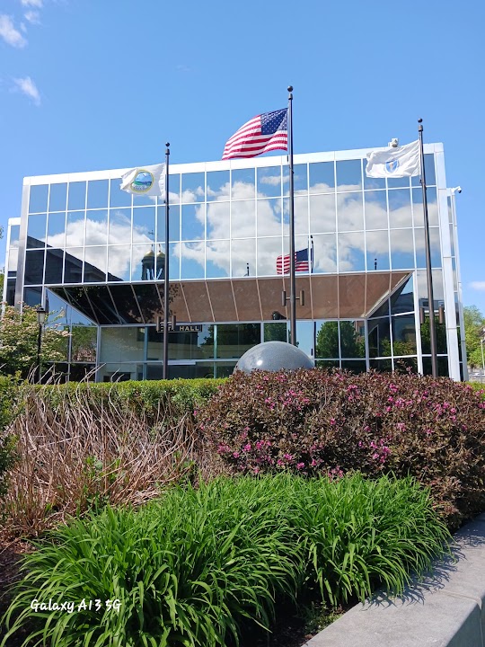 Nage Fund Office