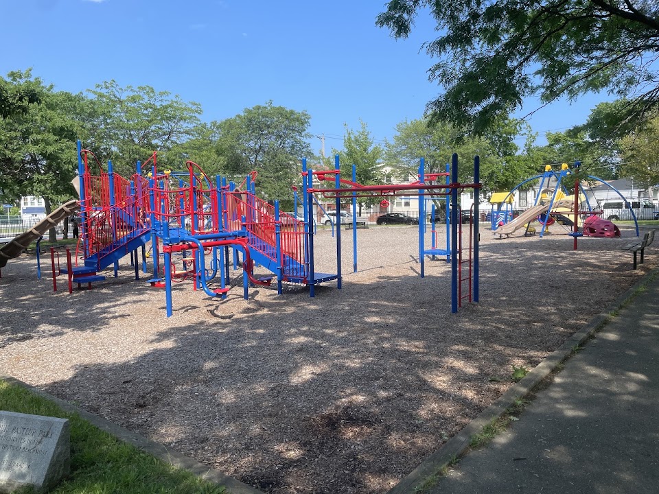 Louis Pasteur Park