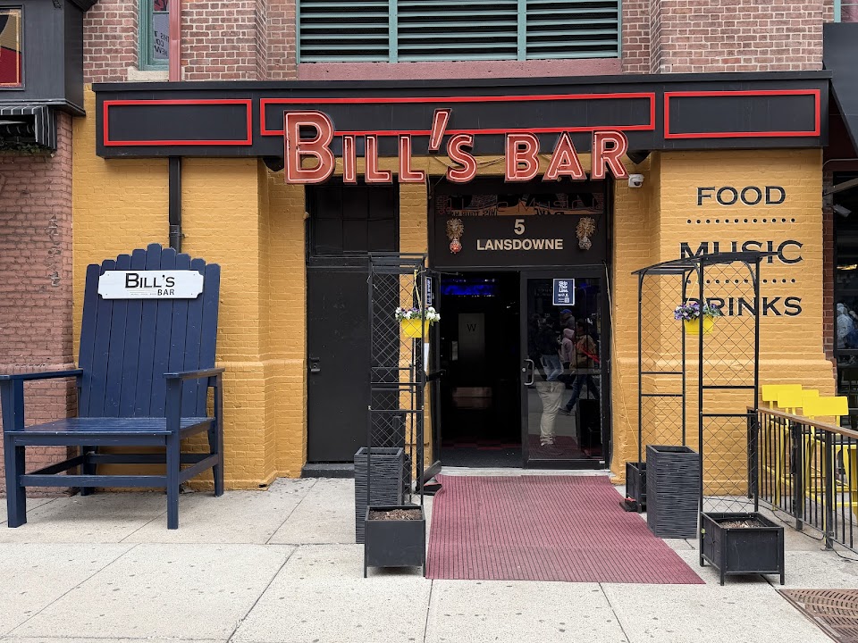 Bill's Bar & Lounge