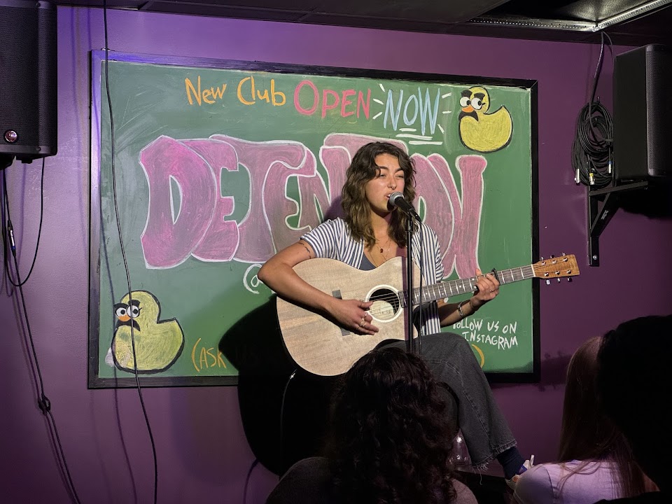 Goofs Comedy Club