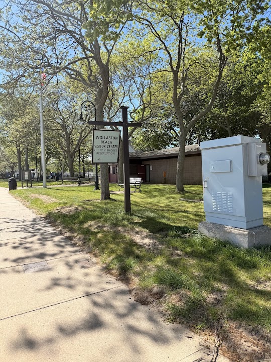 Wollaston Beach Visitor Center