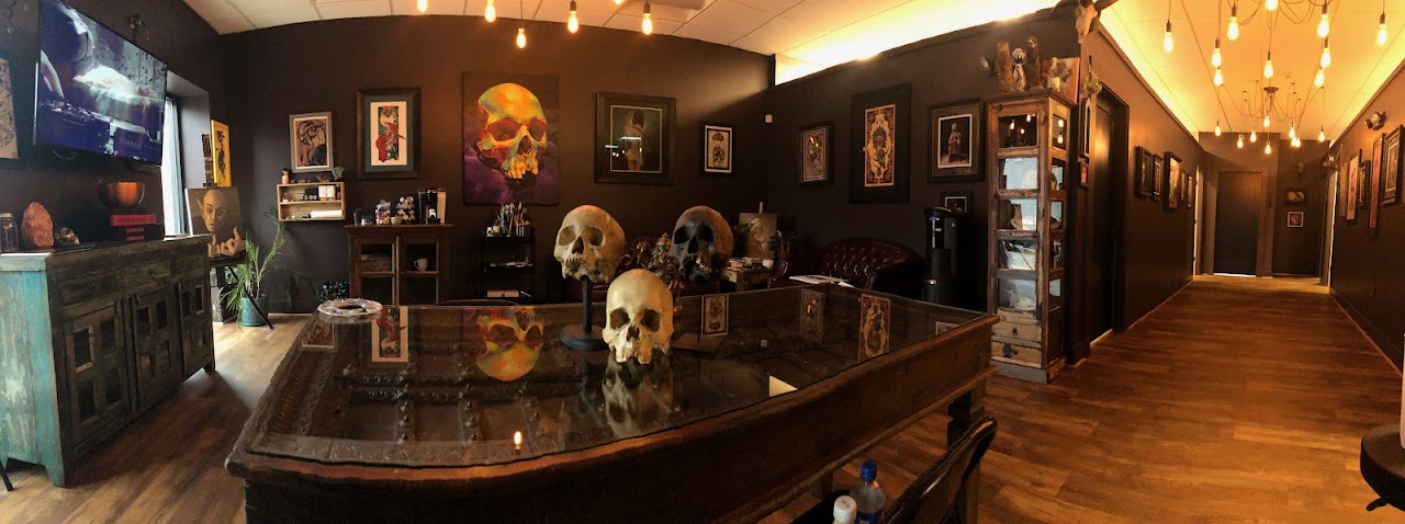 9th Realm Gallery