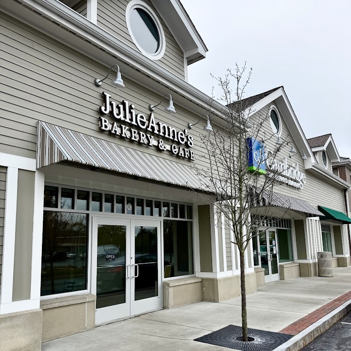 The Shoppes at Simonds Park