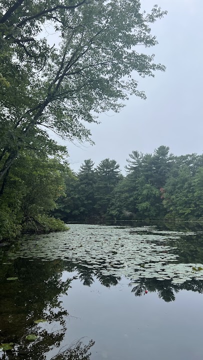 Parking at quarter mile pond