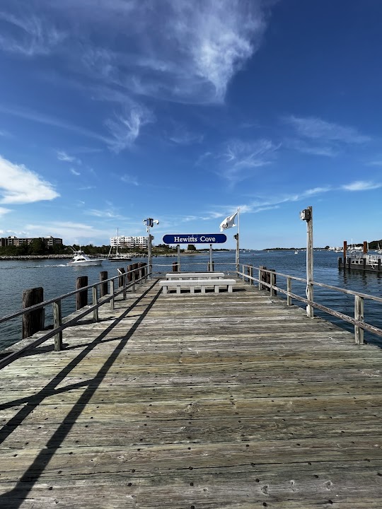 Hewitt’s Cove Pier