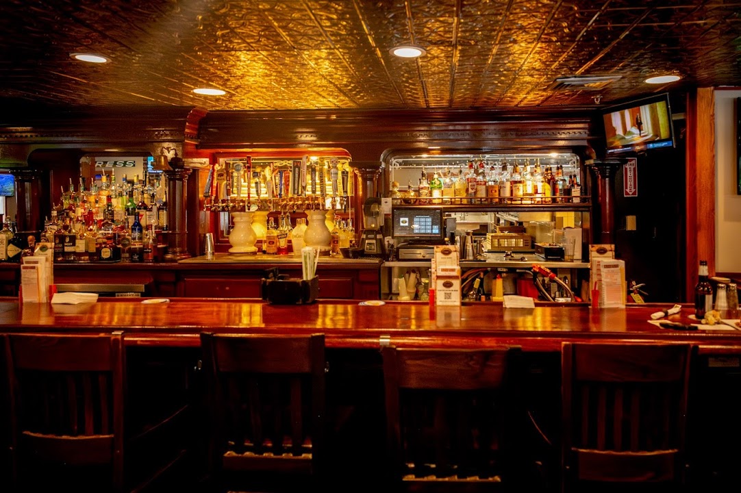 J J Grimsby & Co Restaurant and Pub