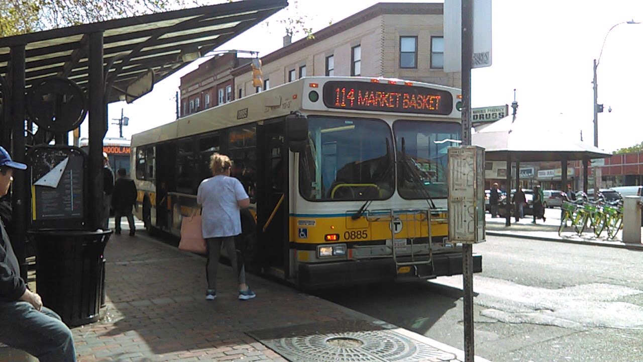 Hawthorne St @ Broadway