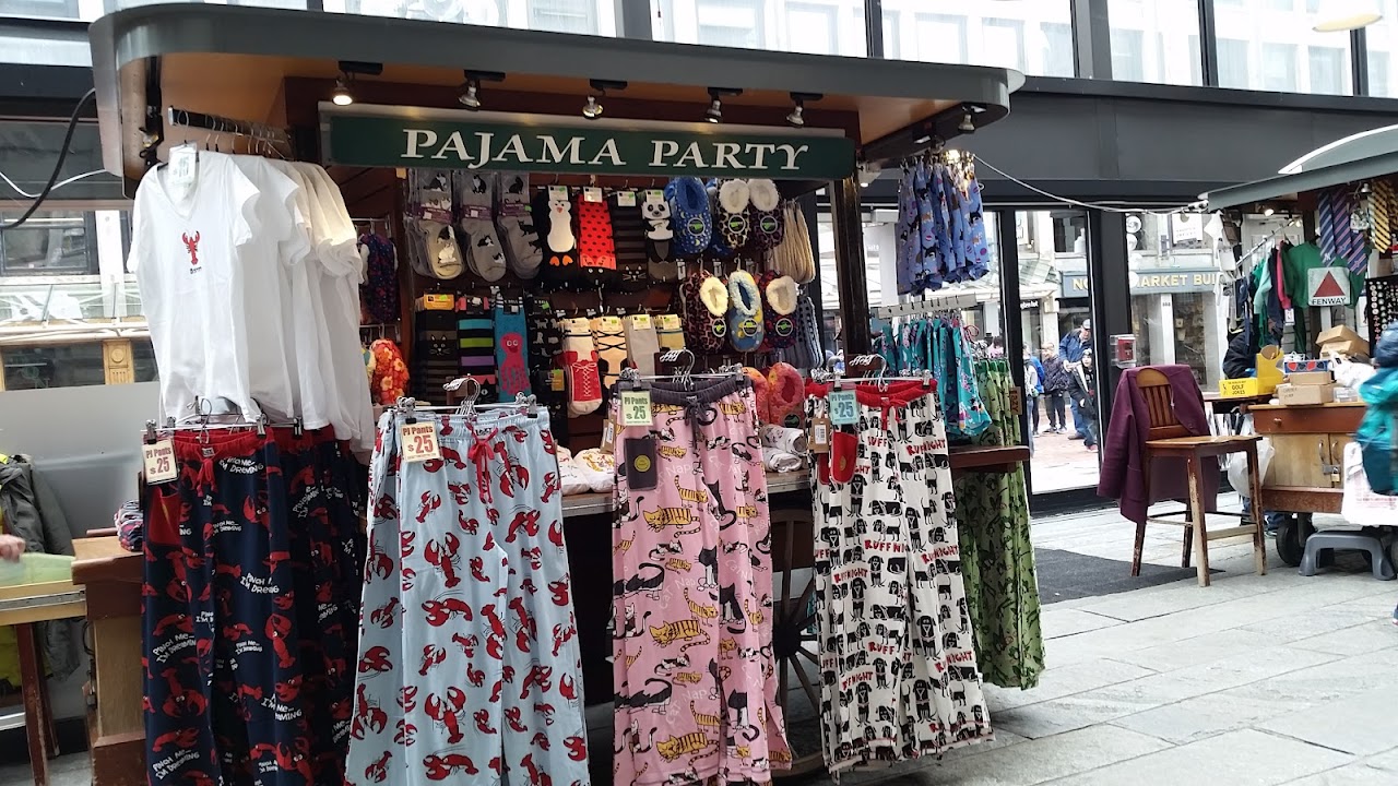 Faneuil Hall Marketplace