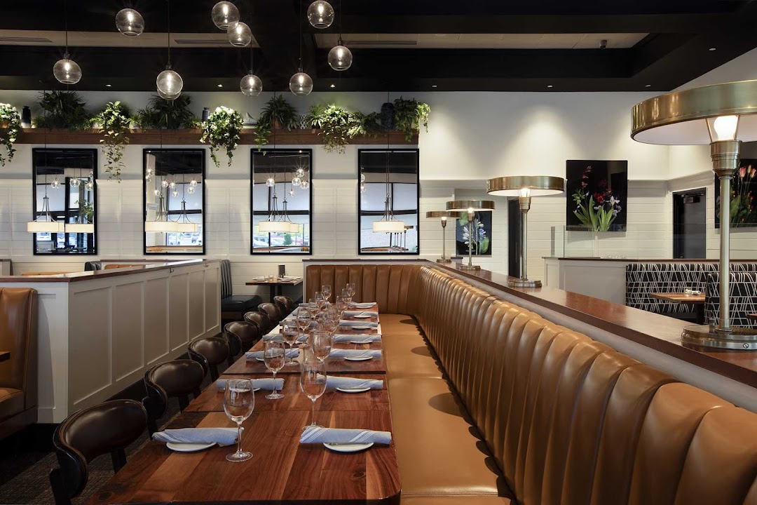 Burtons Grill & Bar