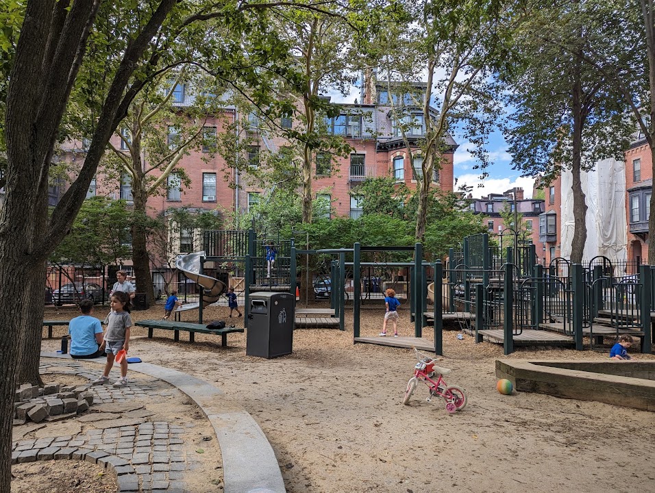 Clarendon Street Tot Lot/Playground