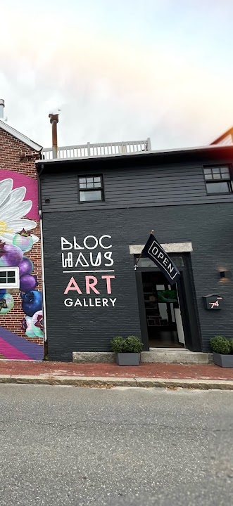 Blochaus Art Gallery