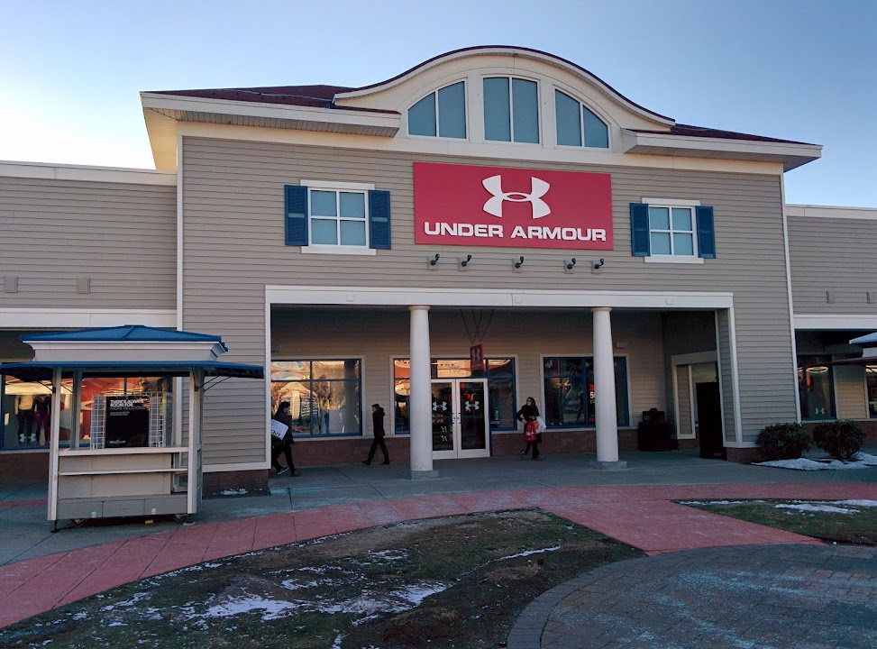 Under Armour Factory House - Wrentham Village Premium Outlets