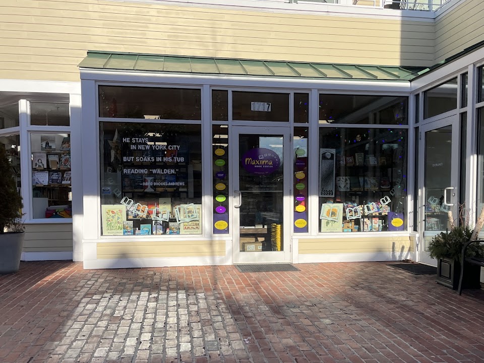 Maxima Book Center